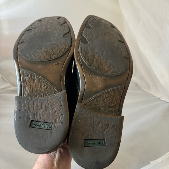 Josef Seibel Douglas Black Leather Men’s Dress Slip-on Loafers - Picture 10 of 11